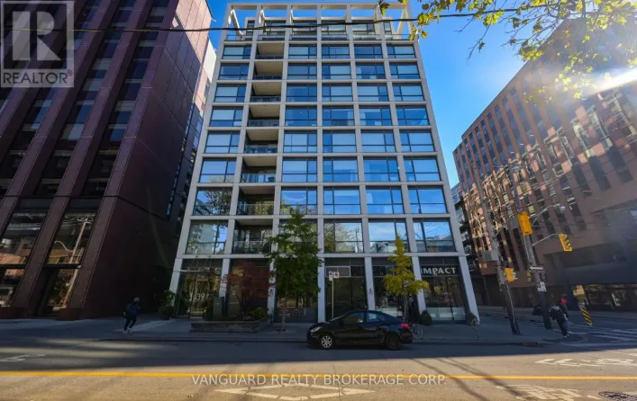 1010 - 39 BRANT STREET, Toronto