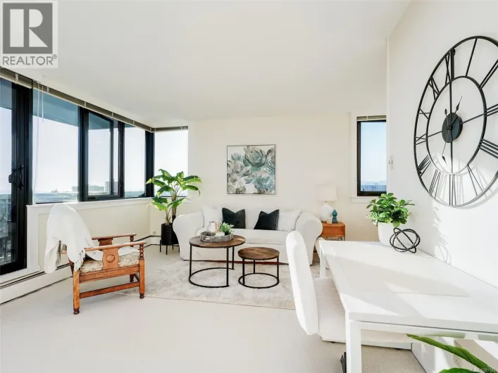 1010 647 Michigan St, Victoria