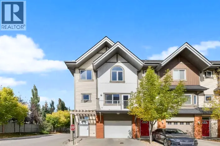 1010 Wentworth Villas SW, Calgary