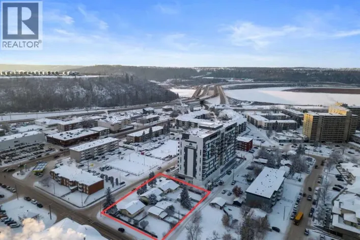 10102, 10104, 10106 Manning Avenue, Fort McMurray