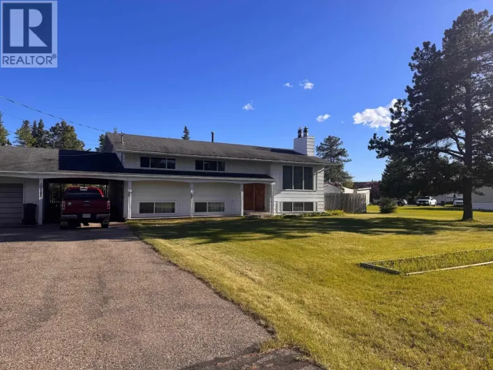 10102 PAQUETTE AVENUE, Hudsons Hope