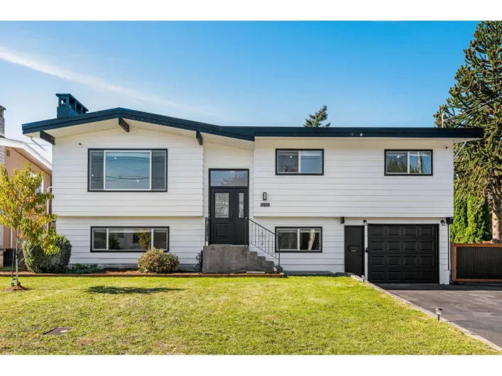 10107 SHAMROCK DRIVE|Fairfield Island, Chilliwack