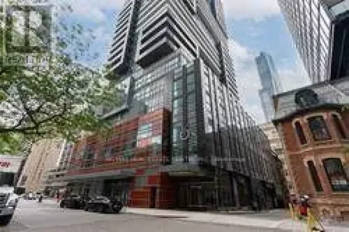 1011 - 7 GRENVILLE STREET, Toronto