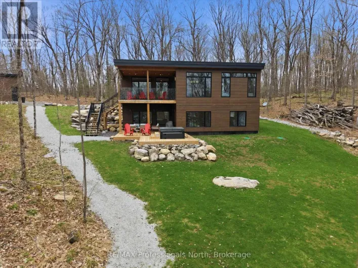 1011 OLD COTTAGE ROAD, Bracebridge