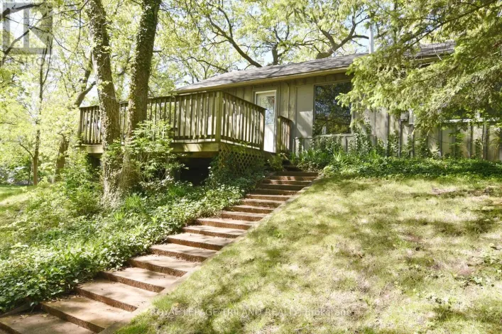 10111 HERBERT STREET, Lambton Shores