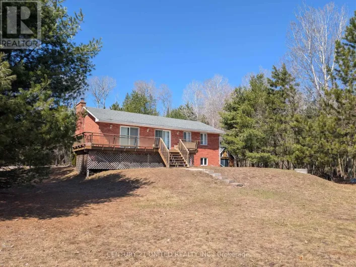 1012 PAPINEAU LAKE ROAD, Hastings Highlands
