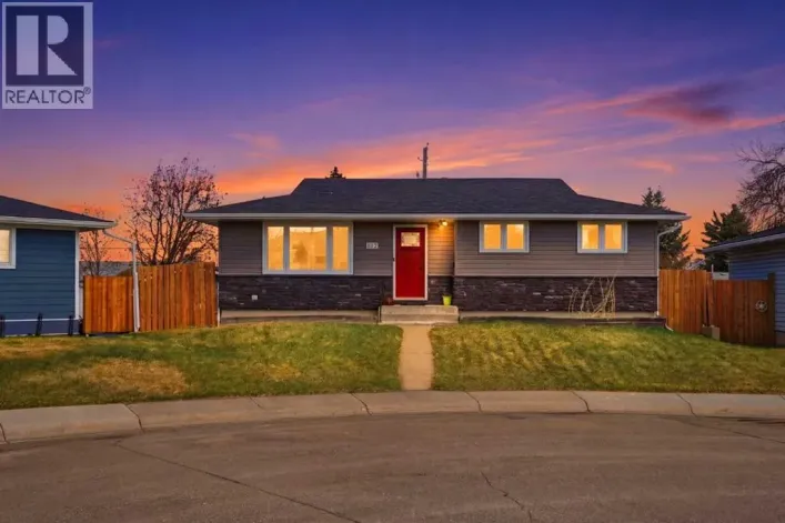 1012 Riddell Place SE, Calgary