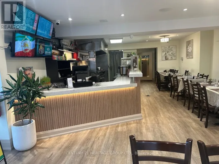 10123 YONGE STREET, Richmond Hill