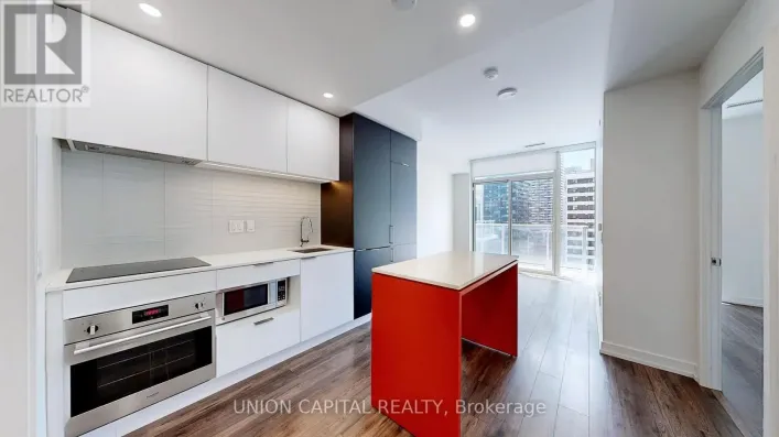 1013 - 33 HELENDALE AVENUE, Toronto