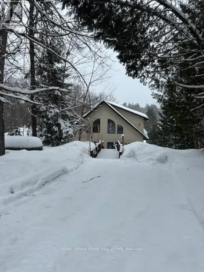 1013 MERRICK DRIVE, Bracebridge