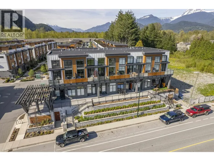 101-39771 GOVERNMENT ROAD, Squamish