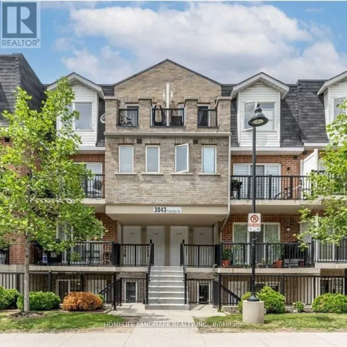 Row / Townhouse for sale: 1014 - 3043 FINCH AVENUE W, Toronto