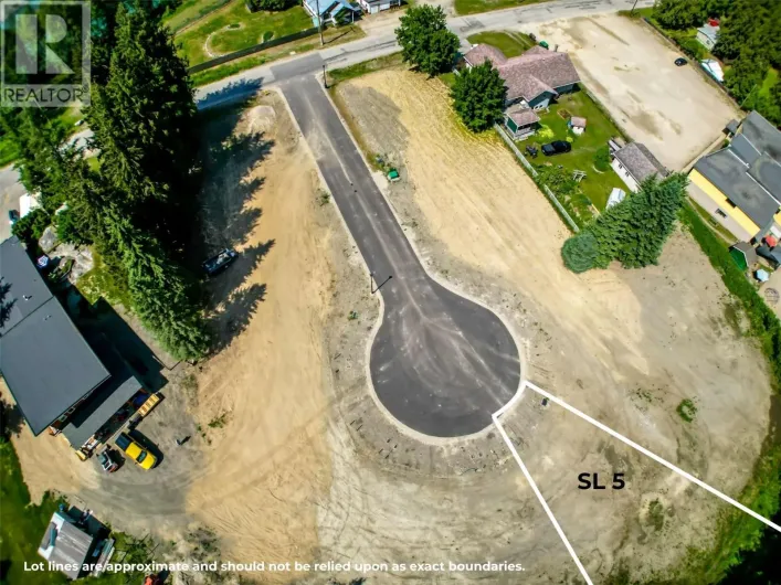 10-1445 Illecillewaet Road Lot# SL 5, Revelstoke
