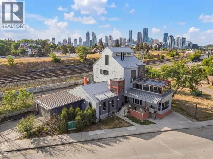 1015 11 Street SE, Calgary