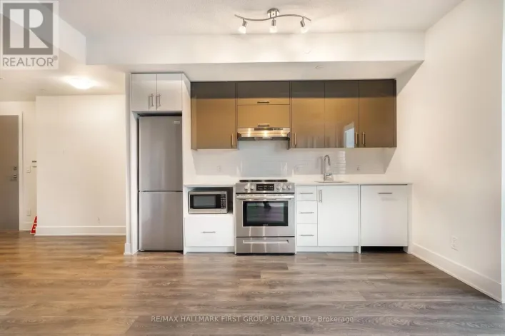 1015 - 188 FAIRVIEW MALL DRIVE, Toronto