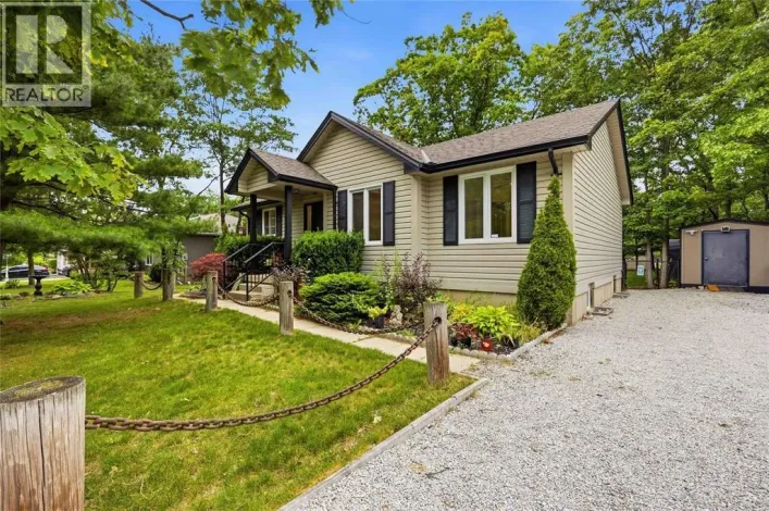 10158 VICTORIA STREET, Lambton Shores