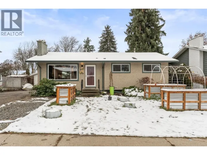 1016 34 Avenue, Vernon