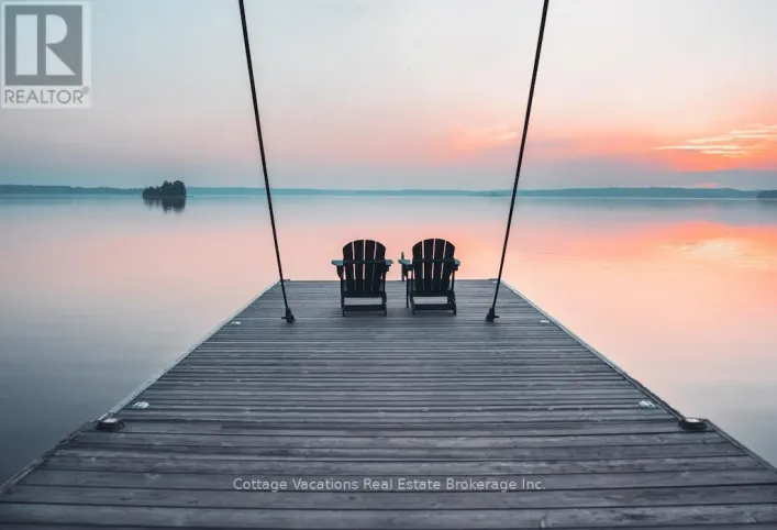 1016 LAWLAND HEIGHTS ROAD, Gravenhurst)