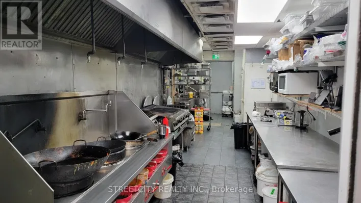 1016 OXFORD STREET E, London East