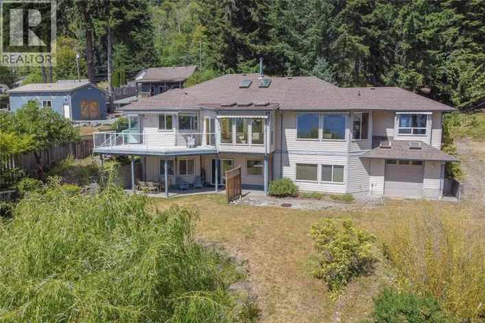 10164 Youbou Rd, Youbou