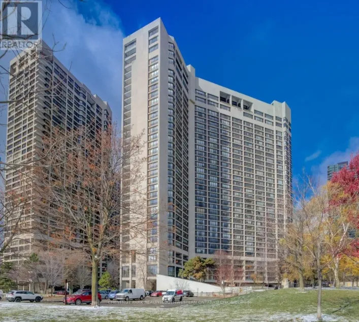 1017 - 33 HARBOUR SQUARE, Toronto