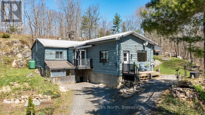 1017 BARLOCHAN ROAD, Muskoka Lakes)