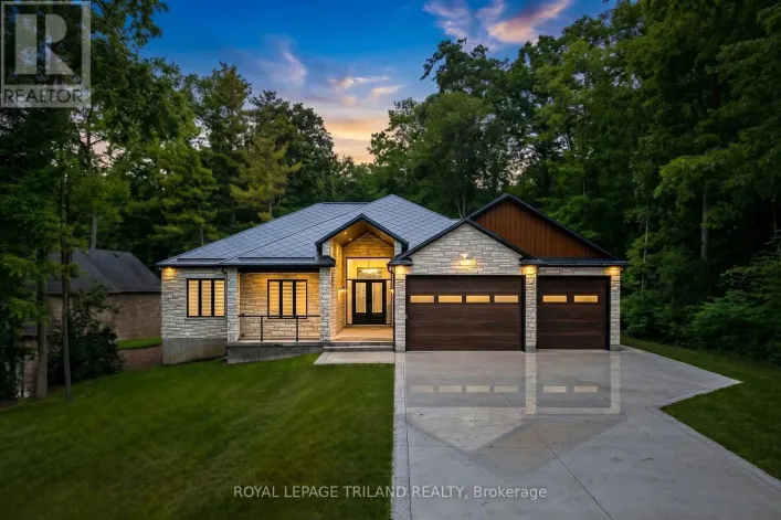 10175 MERRYWOOD DRIVE, Lambton Shores