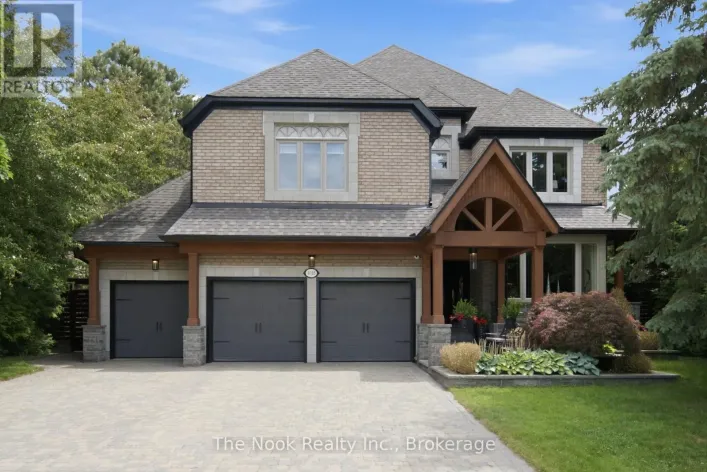 1018 LOCKWOOD CIRCLE, Newmarket