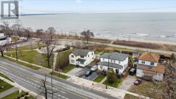 1019 BEACH BOULEVARD, Hamilton