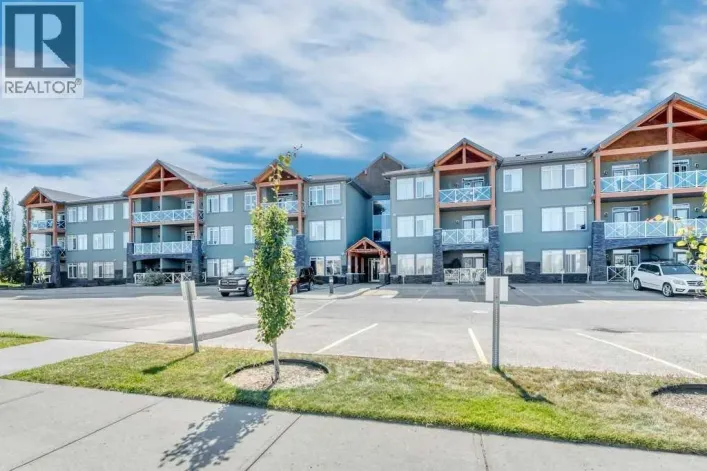 102, 1005B Westmount Drive, Strathmore