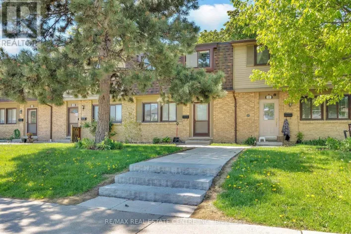102 - 105 HANSEN ROAD N, Brampton