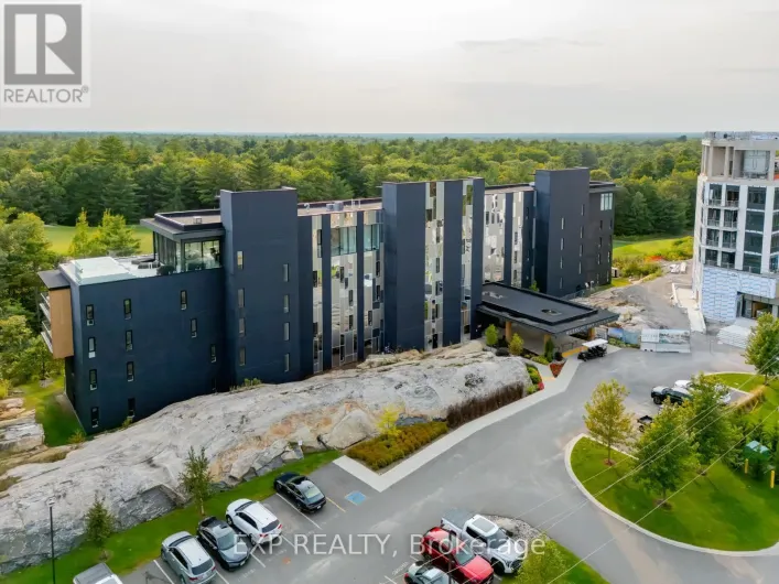 102 - 120 CARRICK TRAIL, Gravenhurst)