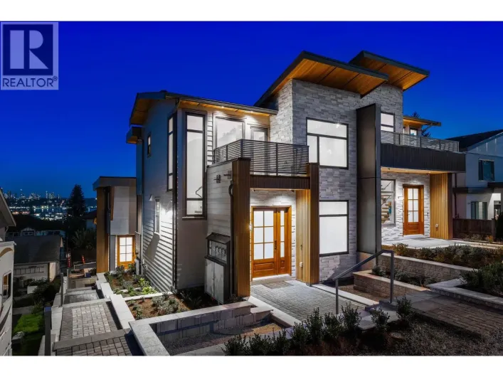 102 1204 HAMMOND AVENUE, Coquitlam