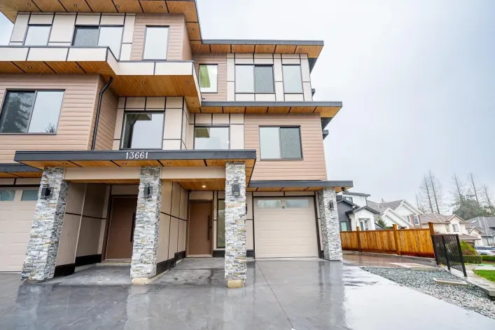 102 13661 59 AVENUE, Surrey