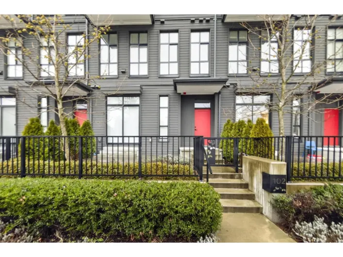 102 13933 105 BOULEVARD, Surrey