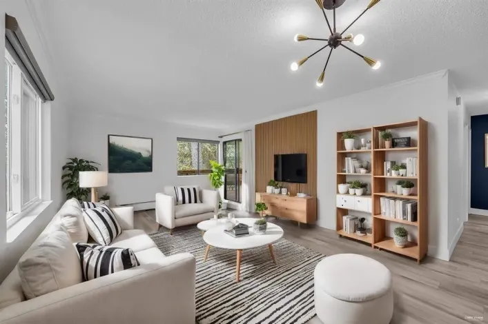 102 1555 FIR STREET, Surrey