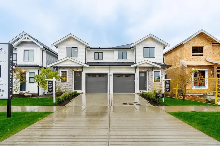 102 16612 18A AVENUE, Surrey