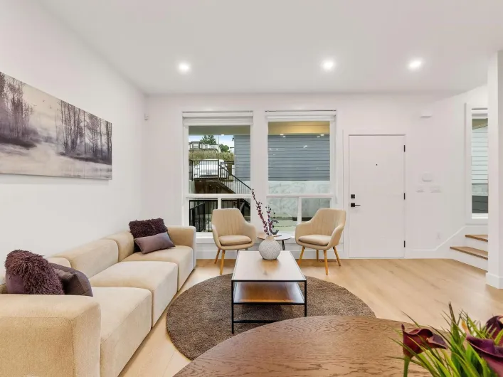 102 16697 16 AVENUE, Surrey