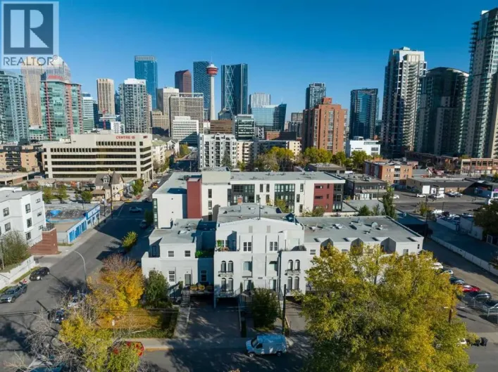 102 18 Avenue SE, Calgary