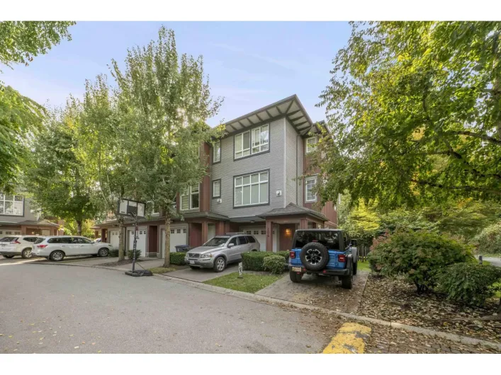 102 18777 68A AVENUE, Surrey