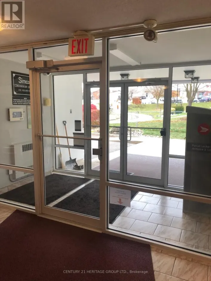 102 - 200 HOLLAND COURT, Bradford West Gwillimbury