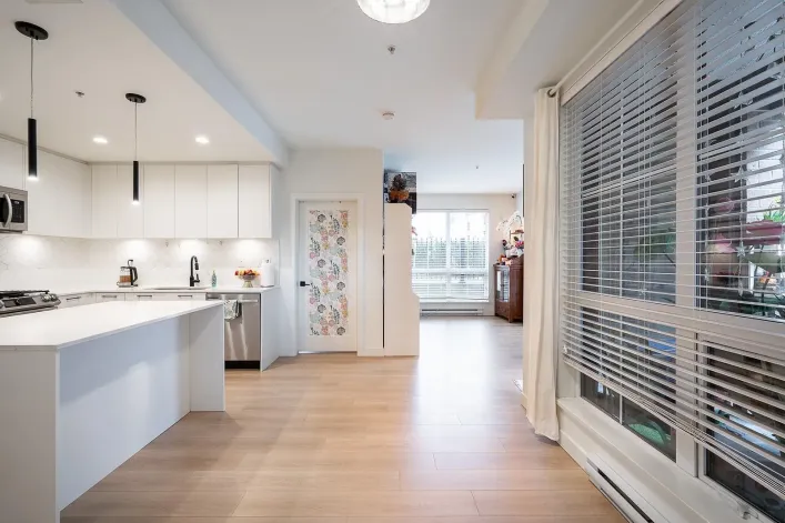 102 20052 83A AVENUE, Langley
