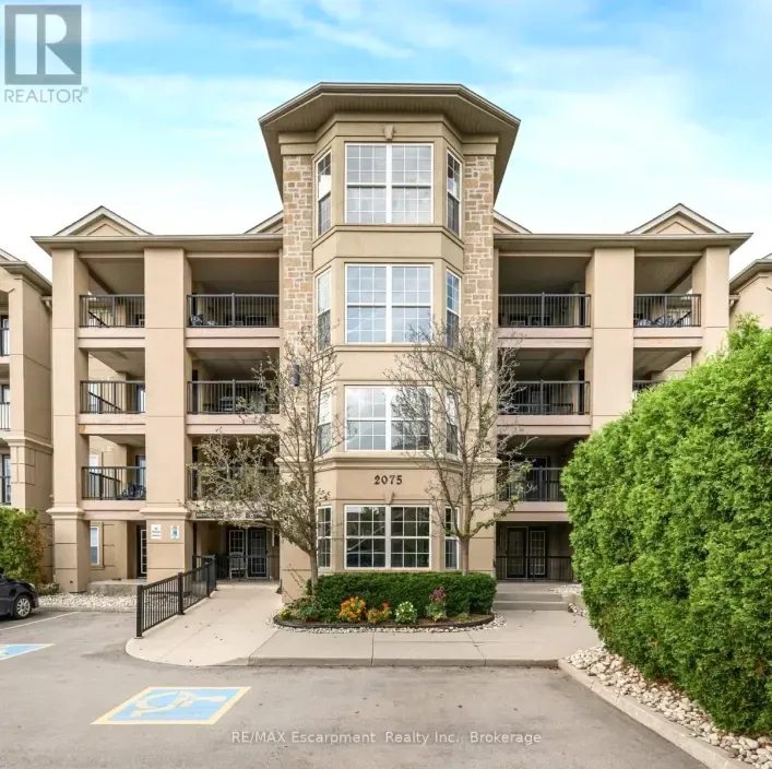 102 - 2075 APPLEBY LINE, Burlington
