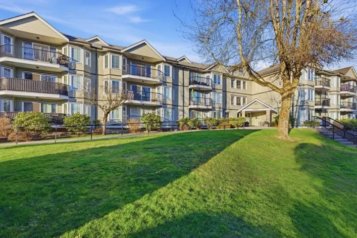 102 20881 56 AVENUE, Langley