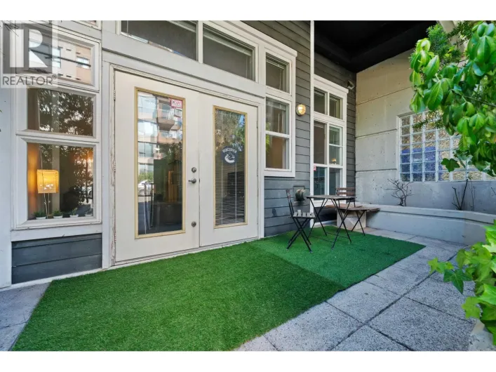 102 2102 W 38TH AVENUE, Vancouver