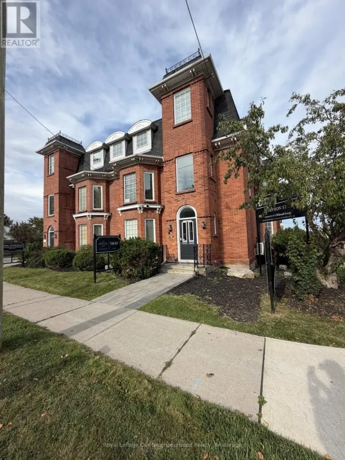 102 - 213 BYRON STREET S, Whitby