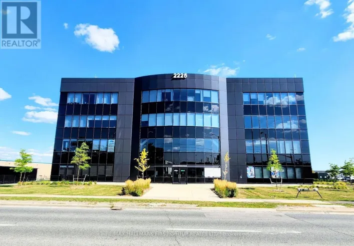 102 - 2225 MARKHAM ROAD, Toronto