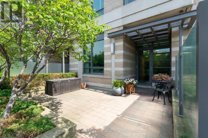 102 - 225 SHERWAY GARDENS ROAD, Toronto