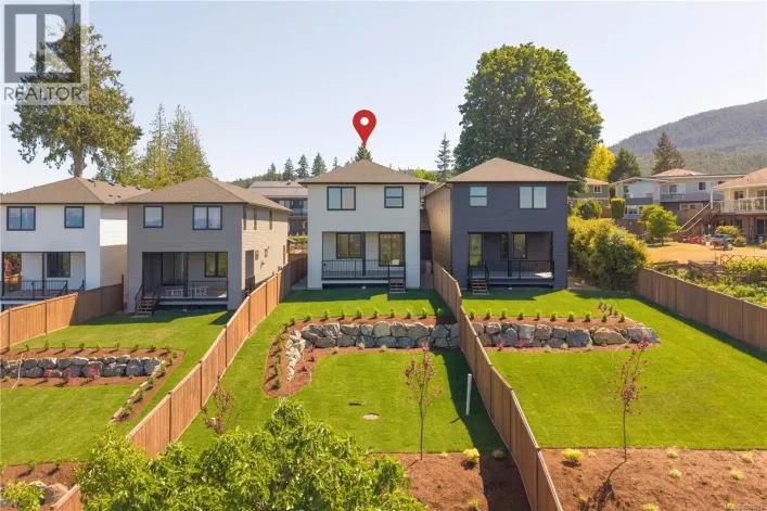 102 2302 Arbot Rd, Nanaimo