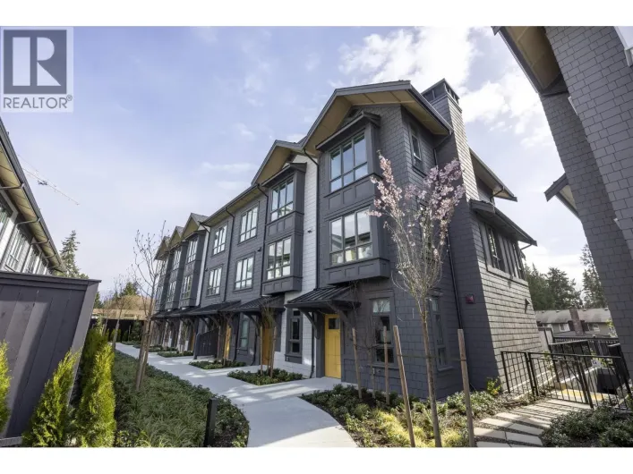 102 2322 EMERY COURT, North Vancouver